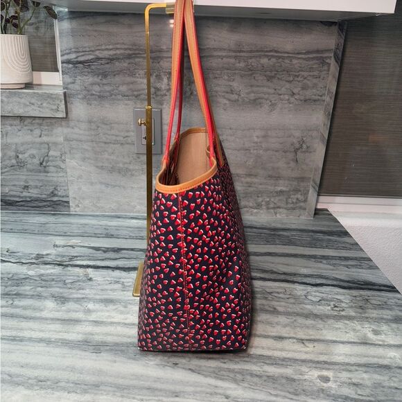 Tory Burch Kerrington Hearts Amore Tote - Picture 4 of 14